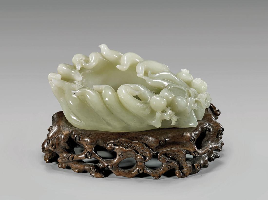 CARVED CELADON JADE BRUSHWASHER: Buddha's Hand Citron (1 of 2)