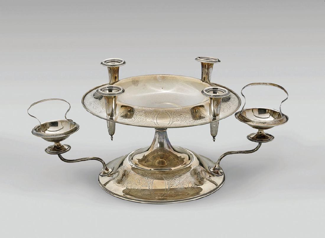 BARBOUR STERLING SILVER CENTERPIECE (1 of 2)