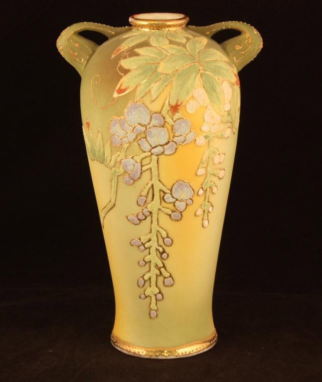 NIPPON Coralene Vase: 8 1/2" tall. Mark 242, plate 3197. Fifth series. Mint condition.
