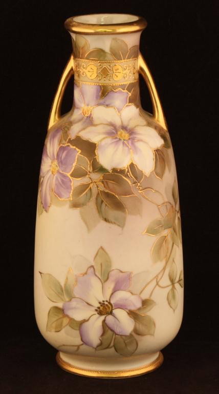 NIPPON Floral Vase: 9 1/4" tall. Mark 47. Excellent cond.