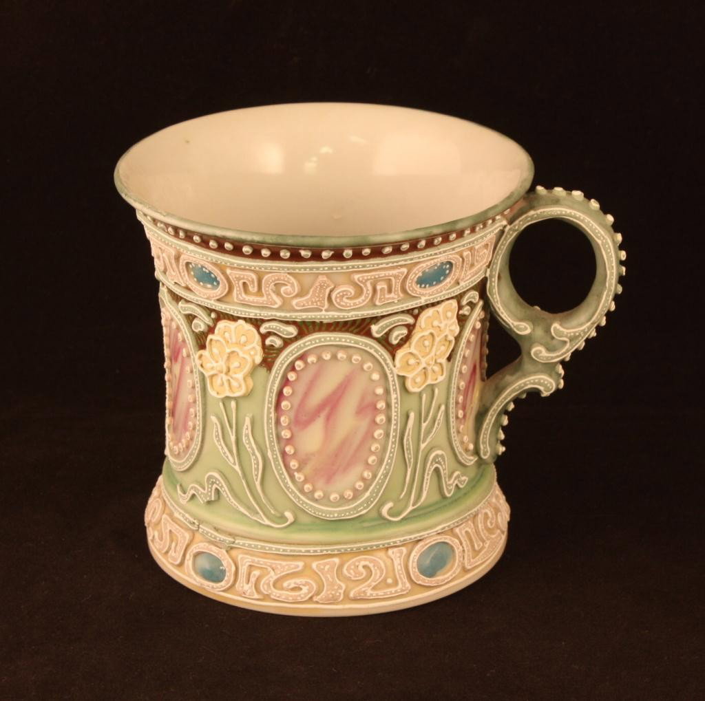 NIPPON Moriage Shaving Mug: 3.5" tall, five red & white windows. Unmarked. Excellent condition