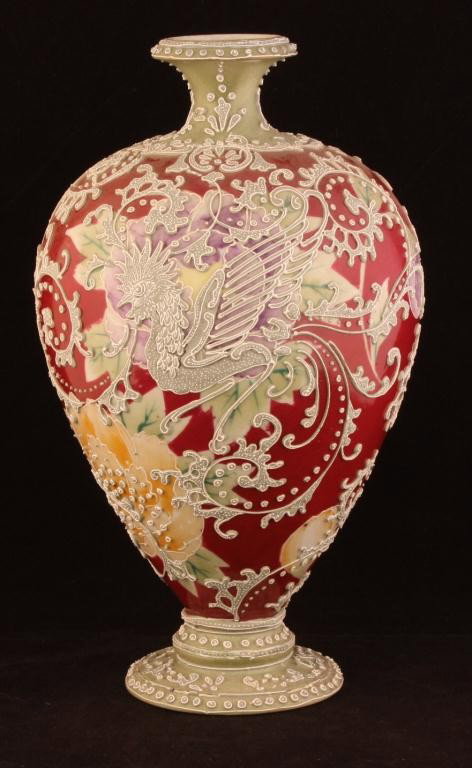 NIPPON Monumental Moriage Rooster Vase: 11.25" tall. Unmarked, excellent condition.