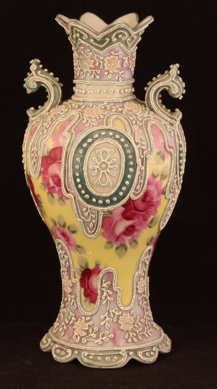 NIPPON Moriage Vase, Red Roses/ Yellow Background: 9.25", unmarked. Excellent condition.