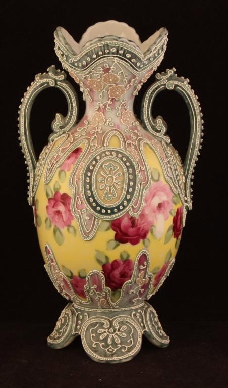 NIPPON Moriage Vase, Red Roses on Yellow: 9.25", unmarked. Excellent condition.