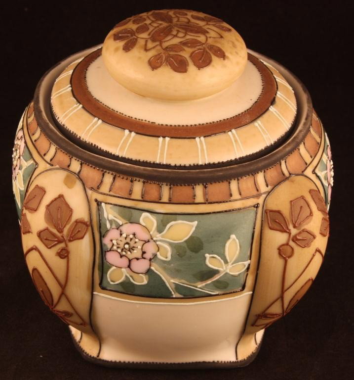 NIPPON Pink Floral Humidor with Moriage Decoration: 3 1/2" tall 4" across. Mark 47. Excellent condition.