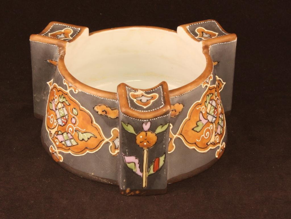 NIPPON Ashtray: 3 3/4" diameter. Excellent condition, Mark 47.