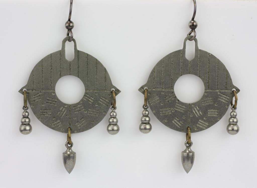 Thomas Mann Stamped Round Earrings