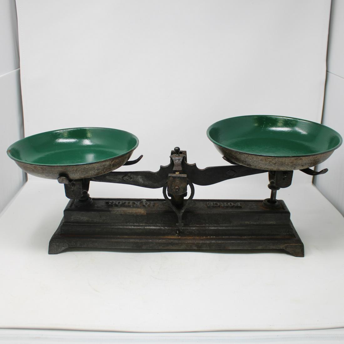 French Balance Scale #1 (1 of 3)