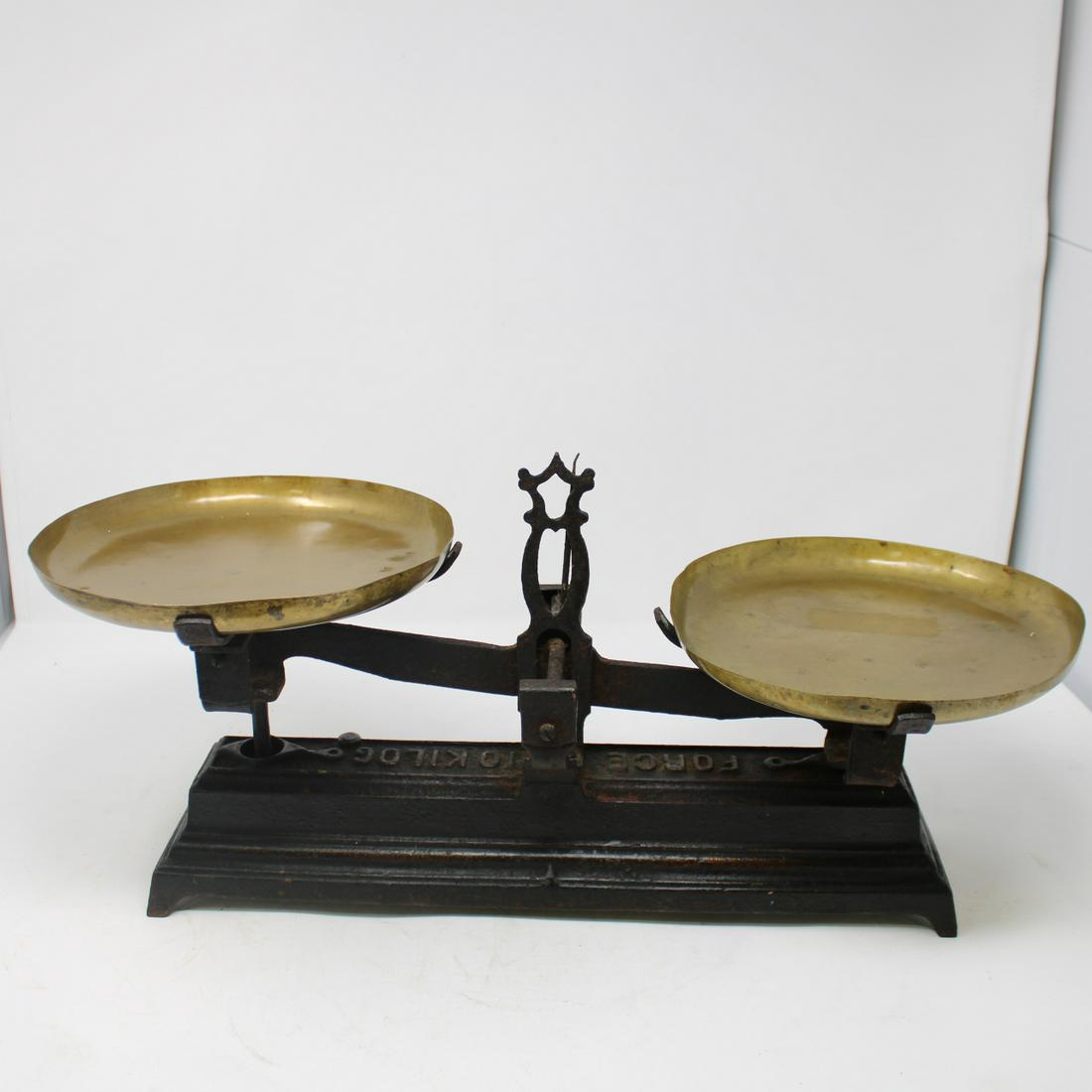 French Balance Scale #2 (1 of 3)