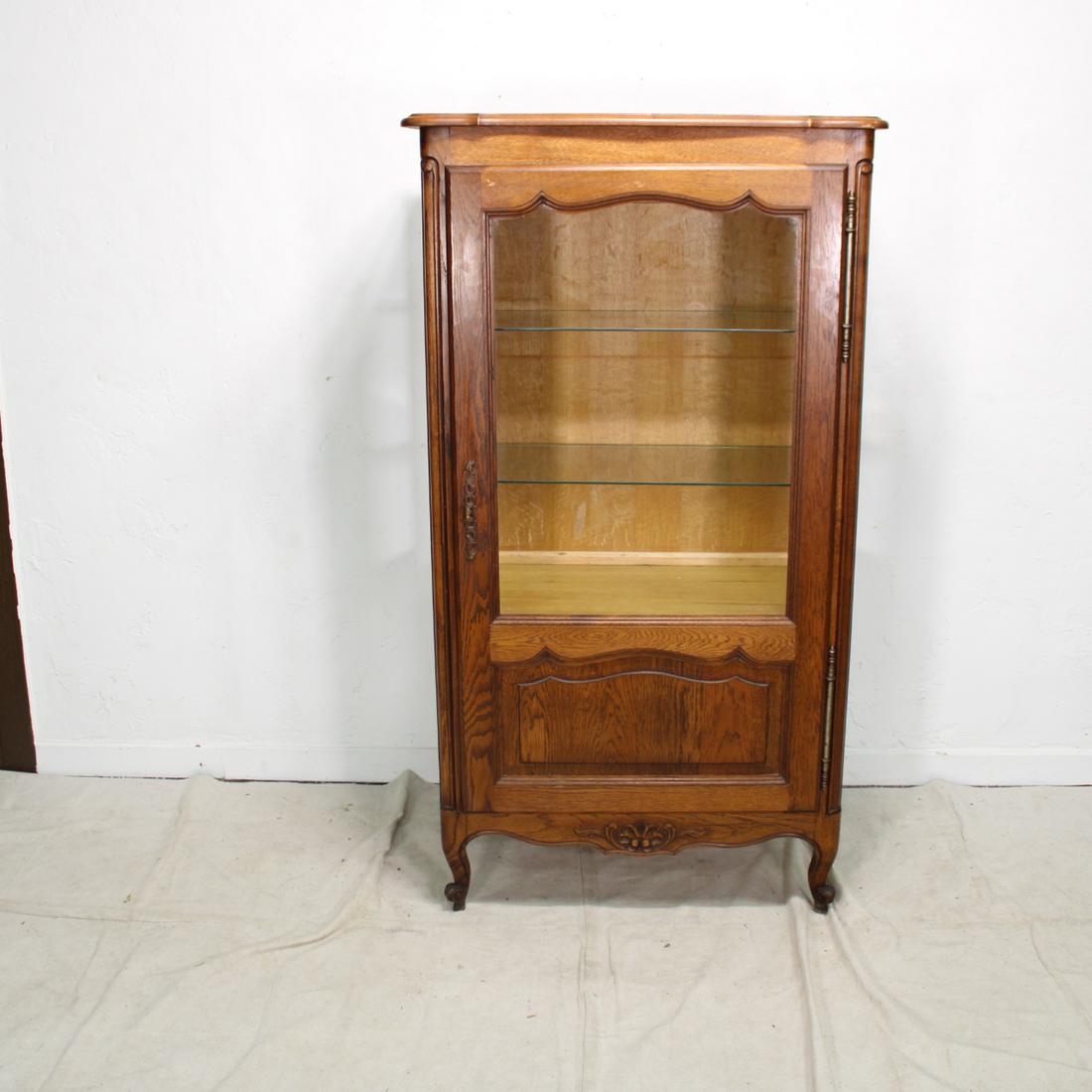 Oak Country French Style China Cabinet (1 of 4)