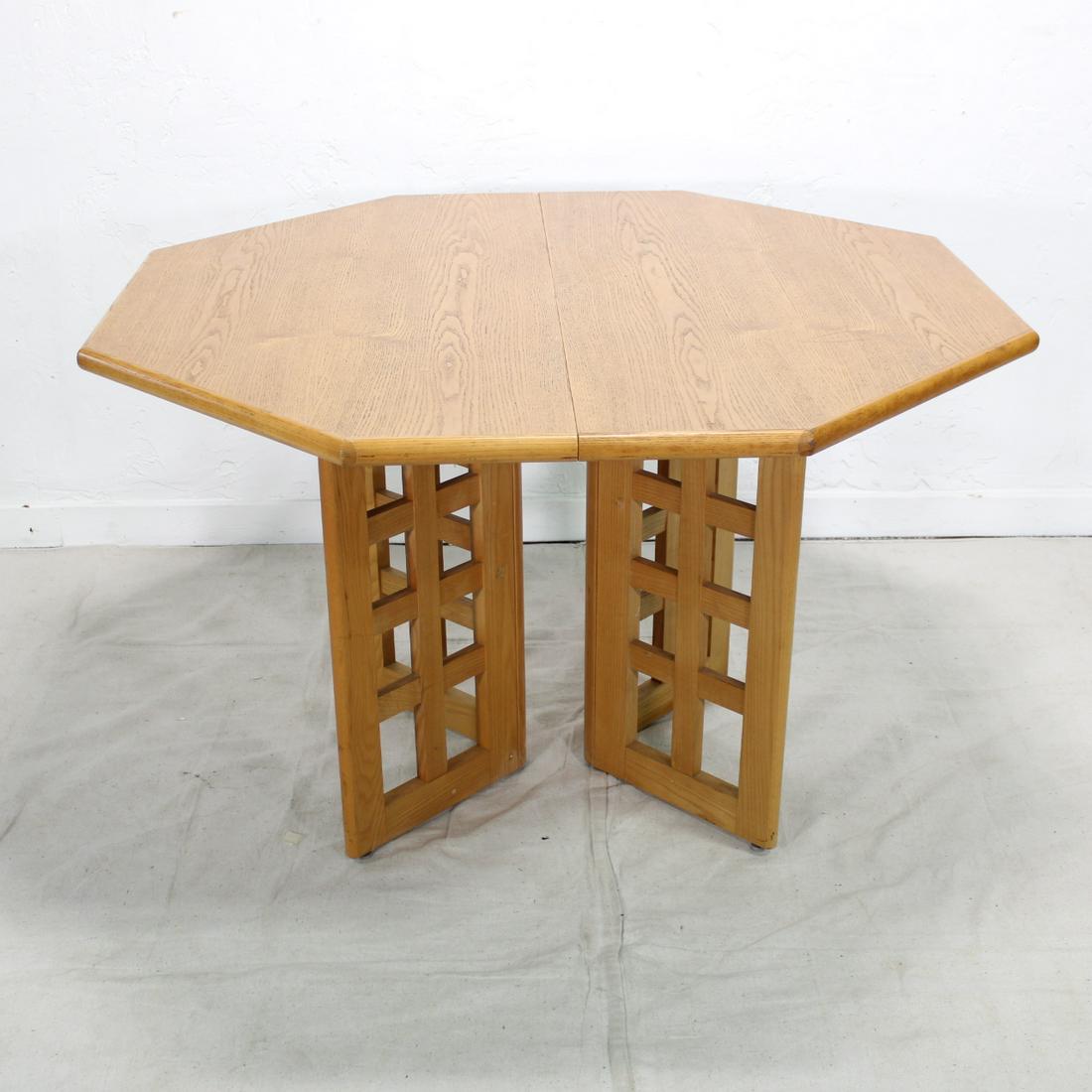 Mid Century Style Table & 7 chairs (1 of 8)