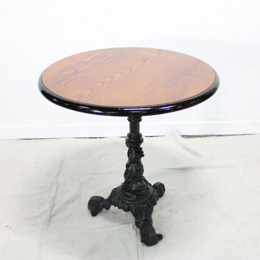 Victorian Circular Top British Pub Table #1 (1 of 3)