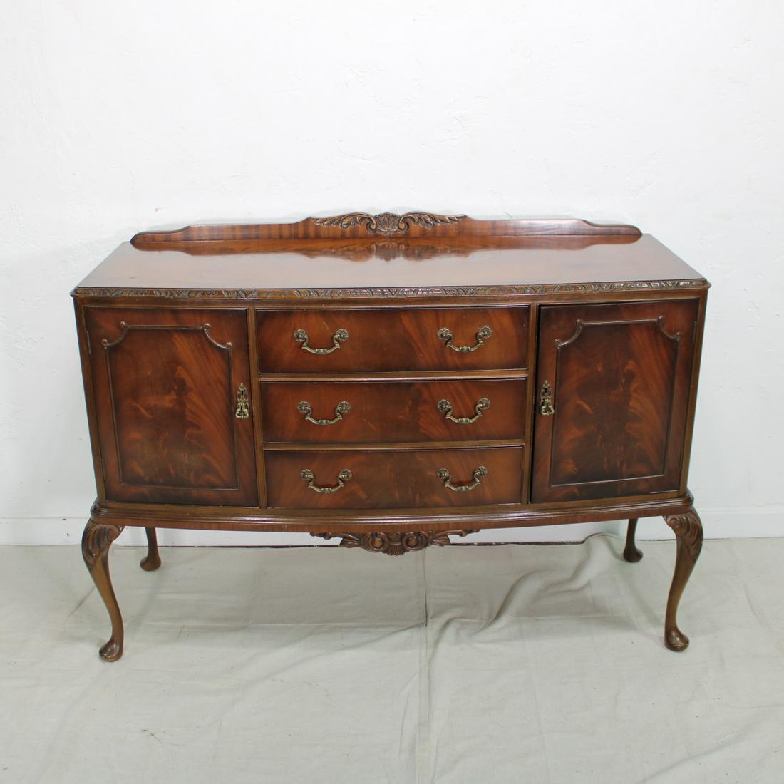 Walnut Queen Anne Sideboard (1 of 5)