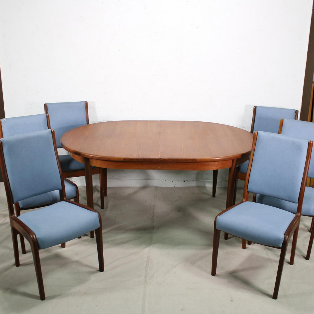 Mid Century Oval Table & 6  Chairs by G-Plan (1 of 10)