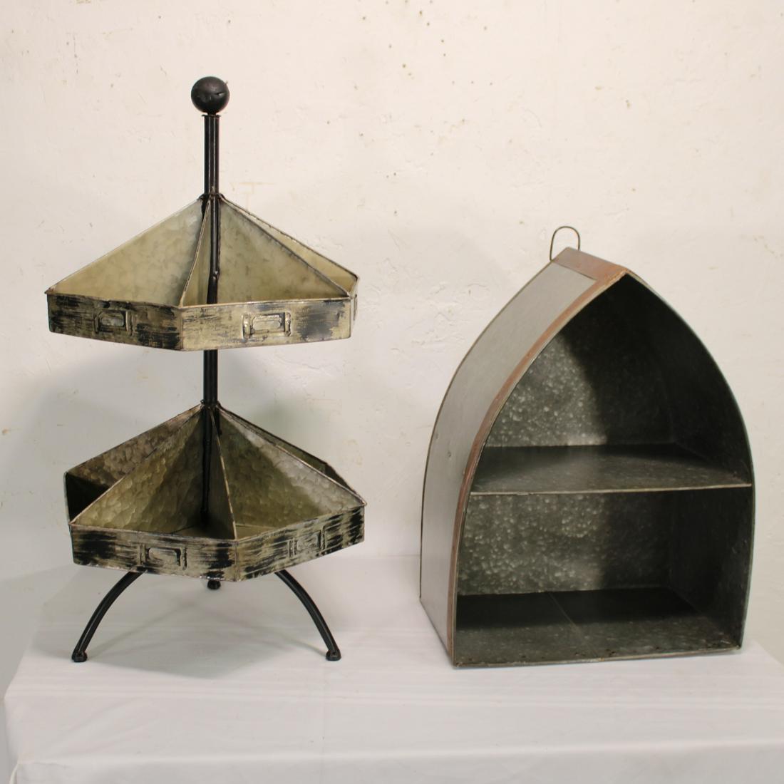 2pcs Metal Shop Keep Displays (1 of 3)