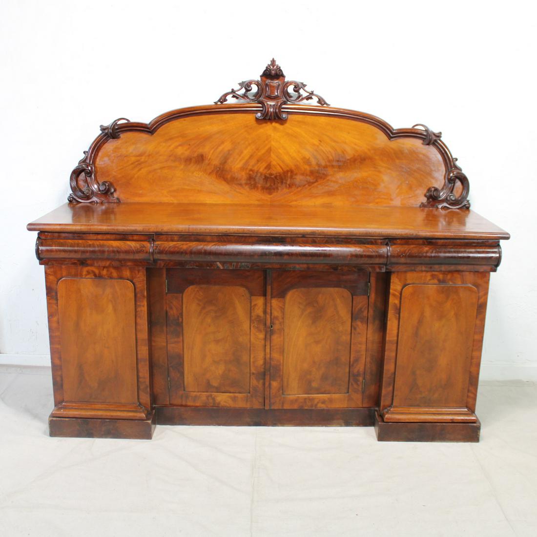 Mahogany 4 door Sideboard with shaped & carved back (1 of 9)