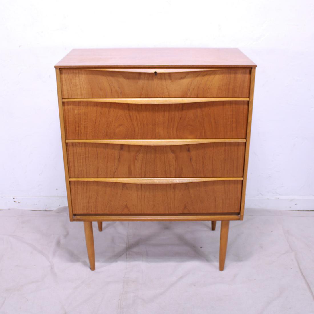 AustinSuite Mid Century Modern 4 Drawer Chest (1 of 6)