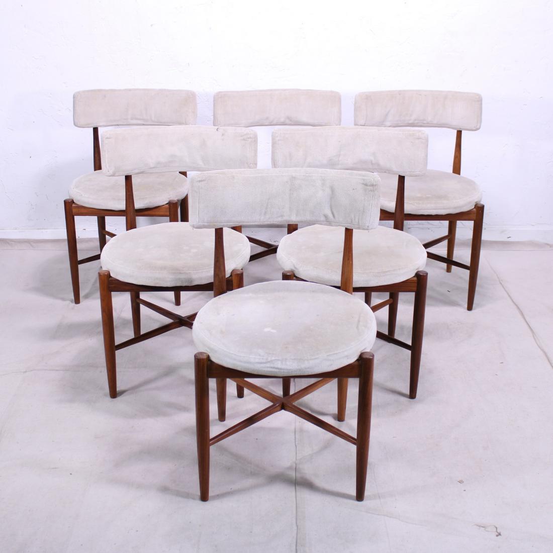 6 Mid Century Modern Round Dining Chairs By G-Plan (1 of 6)