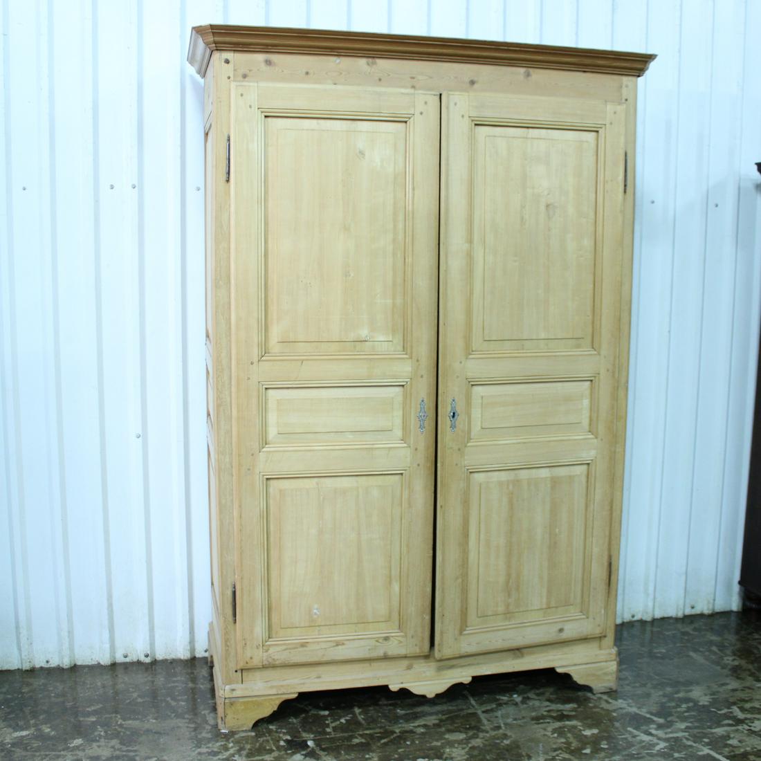 Large 2 Door Pine Robe (1 of 5)