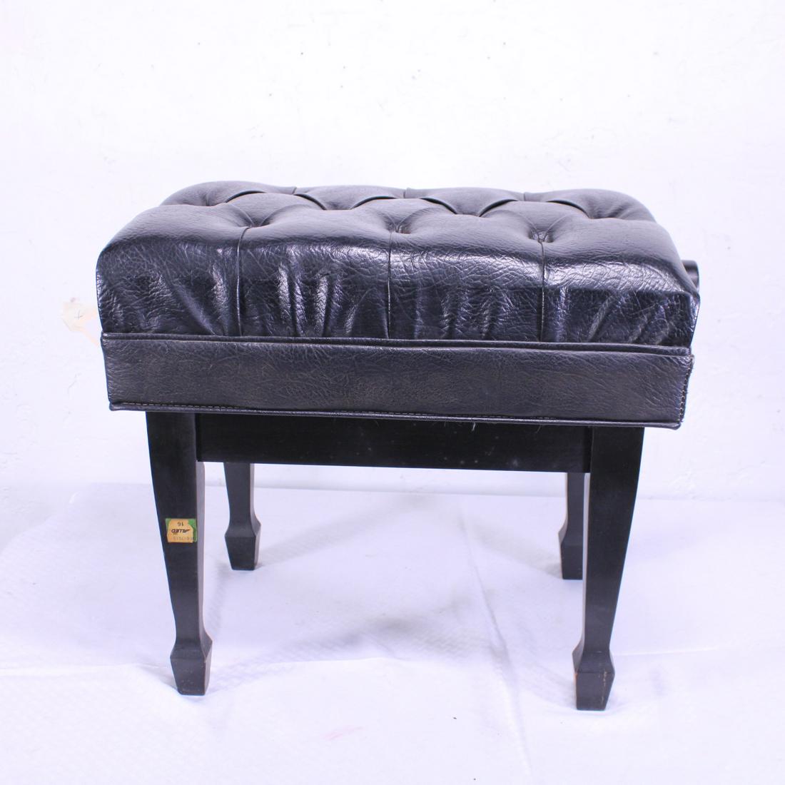 Steinway Tufted Piano Stool: Steinway Tufted Piano Stool - 20 inches tall x 26 x 17