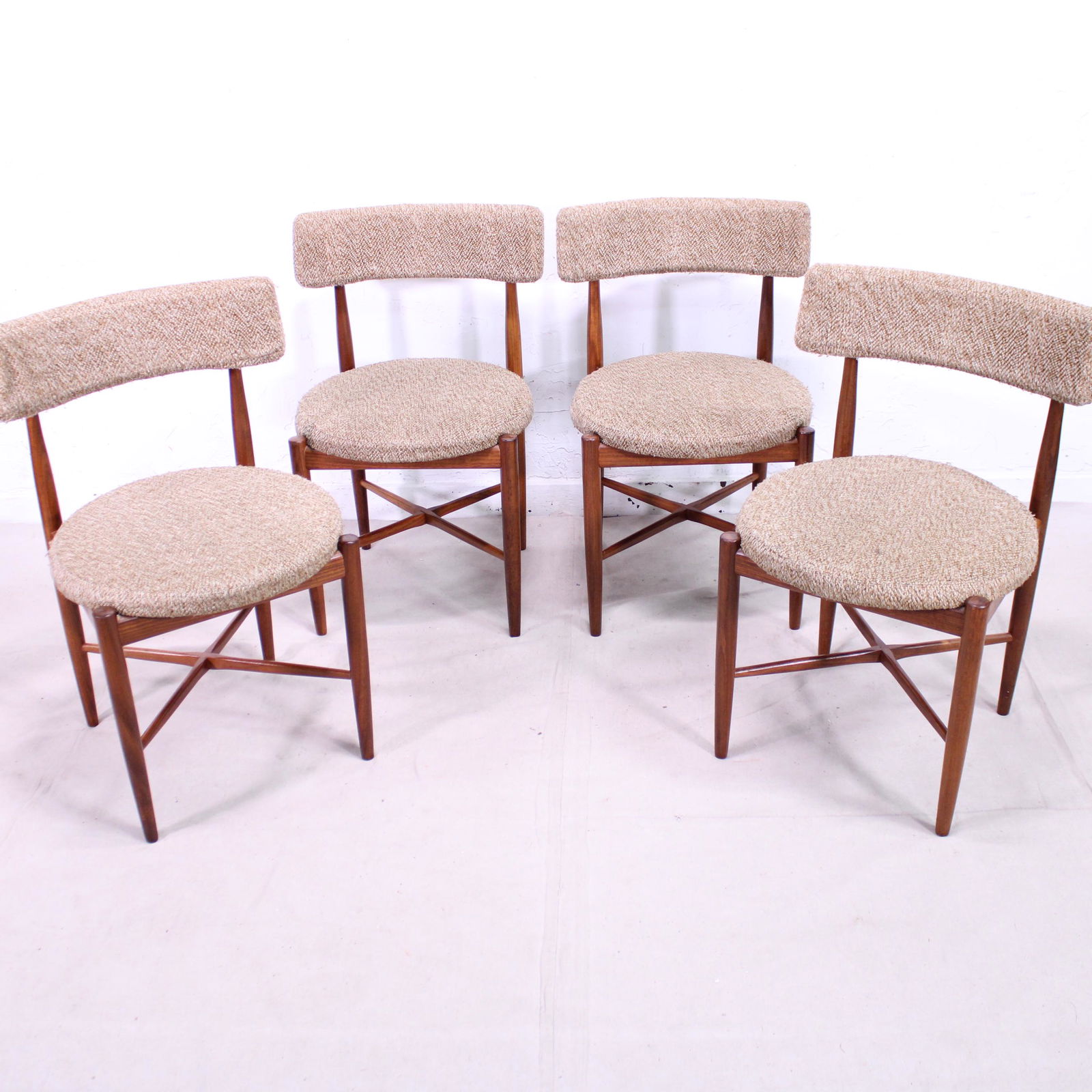 4 Mid Century Modern Round Dining Chairs By G-Plan: This set of 4 Danish Modern Style Teak Dining chairs with Vintage Upholstery. This set is made by Mid Century Modern Furniture Maker G Plan ( Gplan ). 31 in tall x 20 in x 20