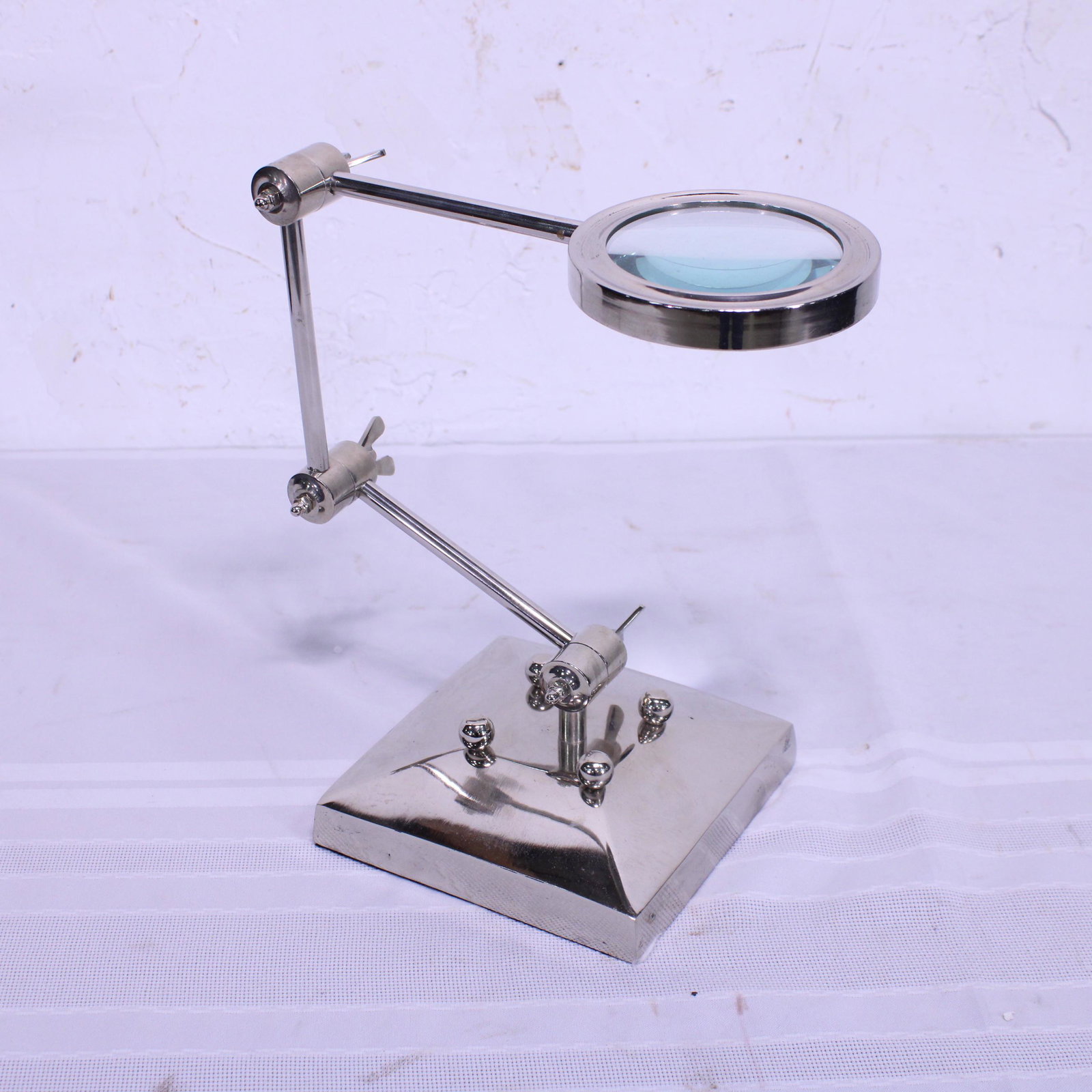 Chrome Table Top Magnifying Glass: Chrome Table Top Magnifying Glass - 12 in tall x 7 x 7
