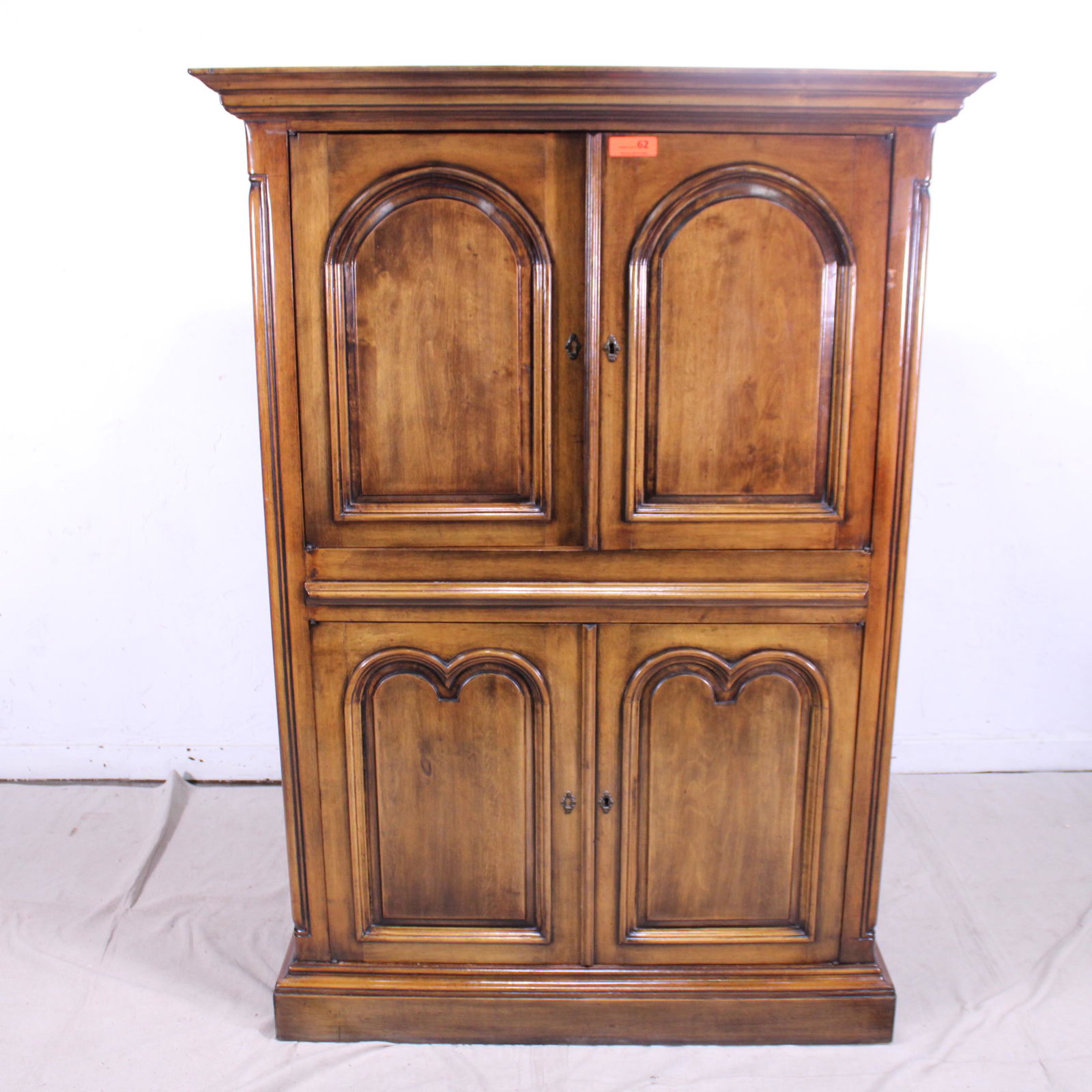 4 Door TV Cabinet (1 of 4)