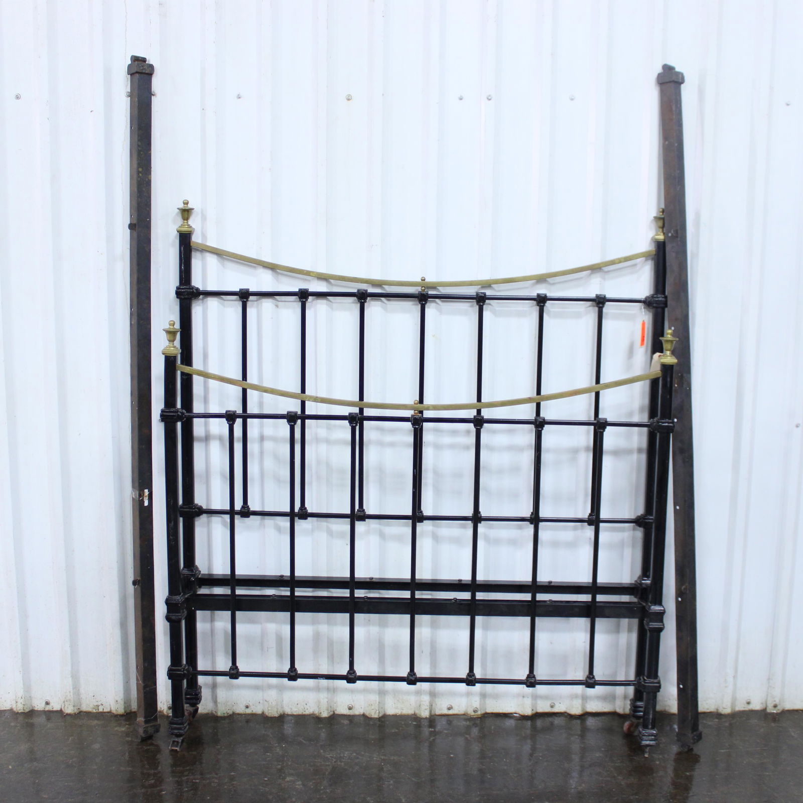Black Iron & Brass Bed (1 of 3)