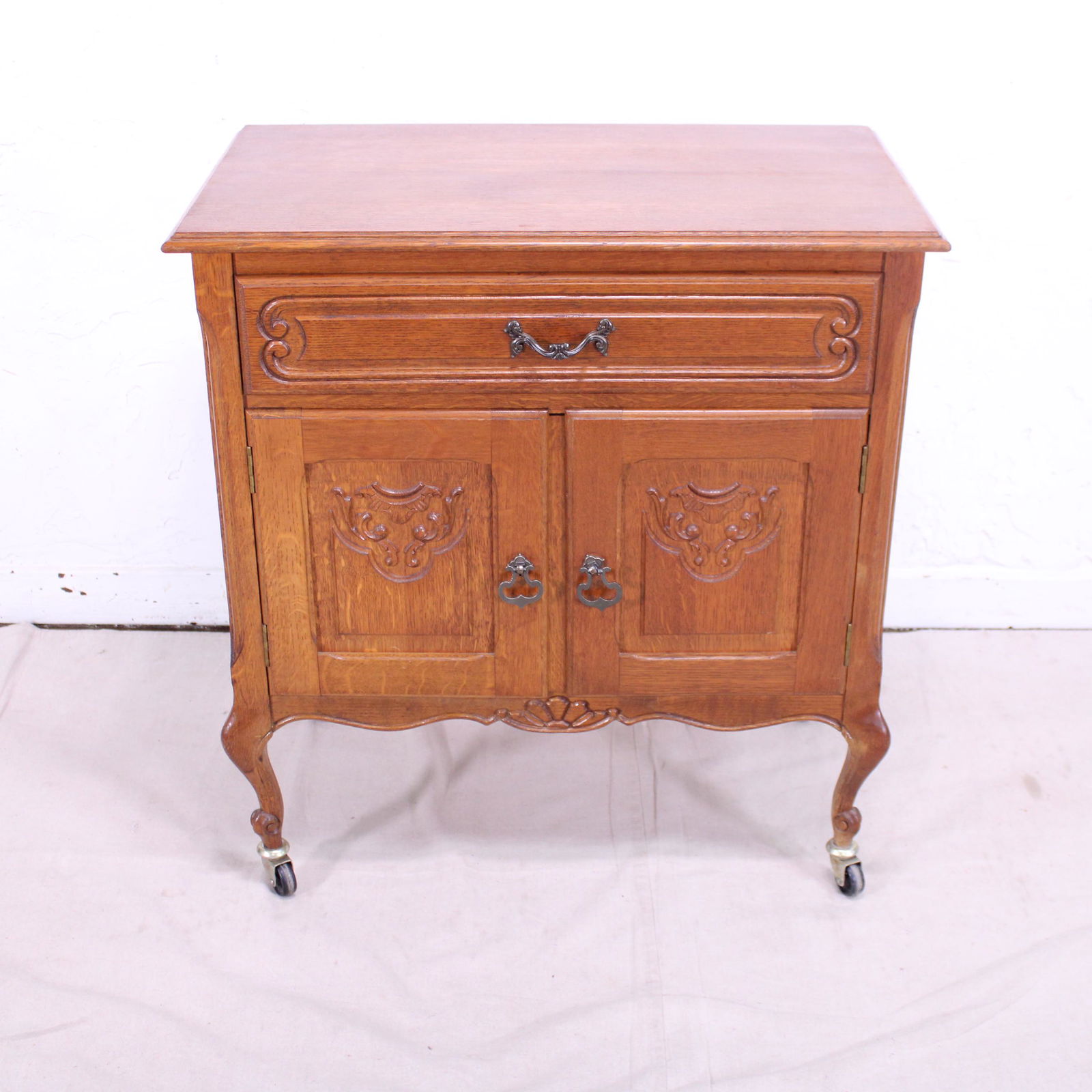 Small Country French 1 Drawer over 2 Door Cabinet (1 of 5)