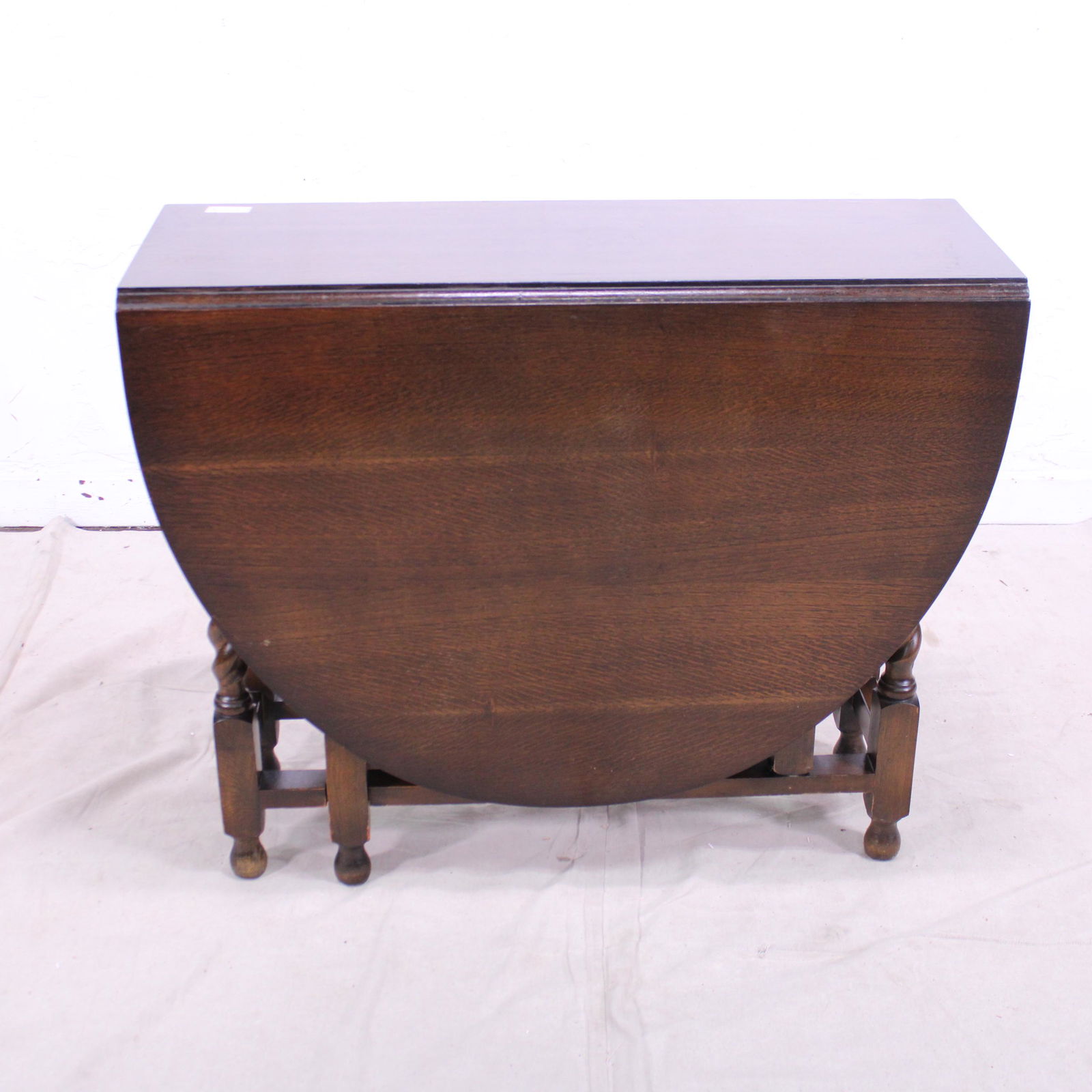 English Barley Twist Drop Leaf Table: English Barley Twist Dop Leaf Table - 30 in tall x 36 x 12 and 30 in tall x 36 x 60 when open.