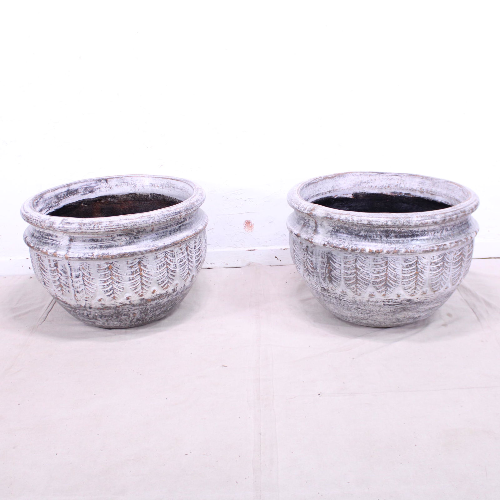 Large Pottery Planters with a white wash finish (1 of 4)