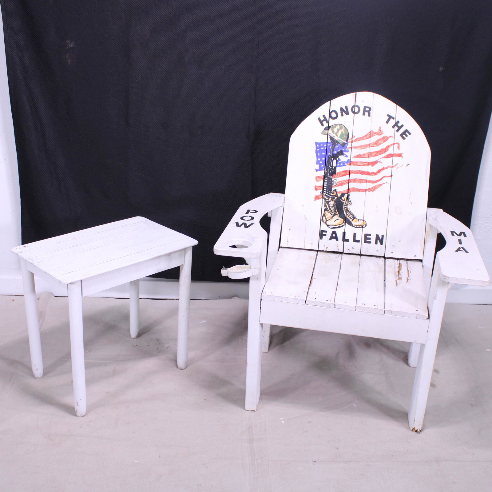 2pcs - Painted Arm Chair and Side Table - POW: 2pcs - Painted Arm Chair and Side Table - 41 in tall x 33 x 27 and 14 in tall x 22