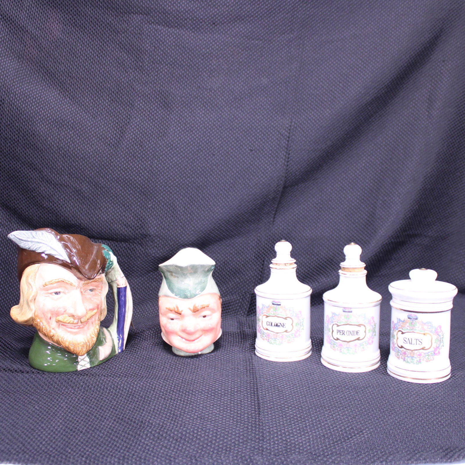 Two Toby Mugs & Three Apothecary Jars (1 of 6)