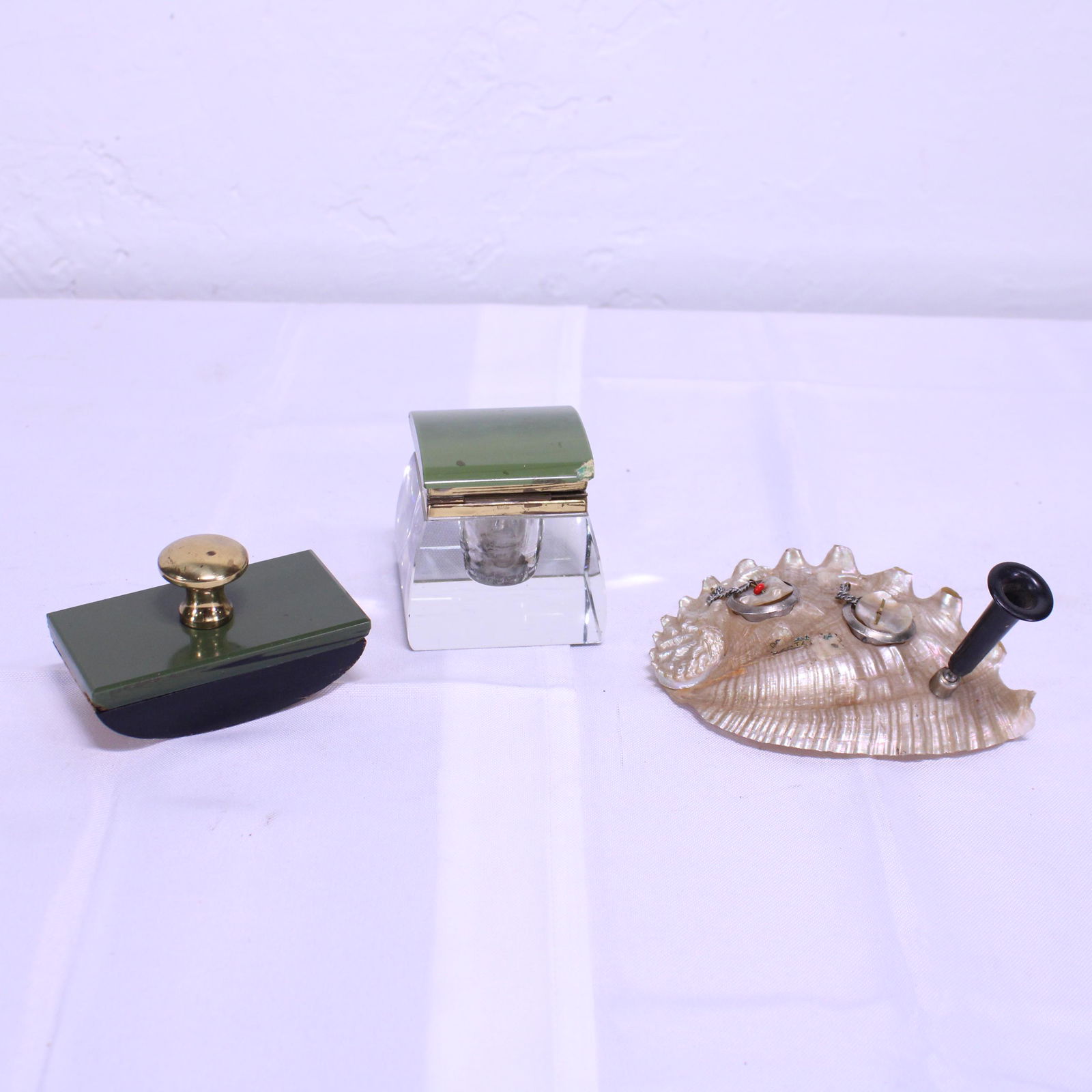 Shell Pen Holder, Blotter & Inkwell (1 of 3)