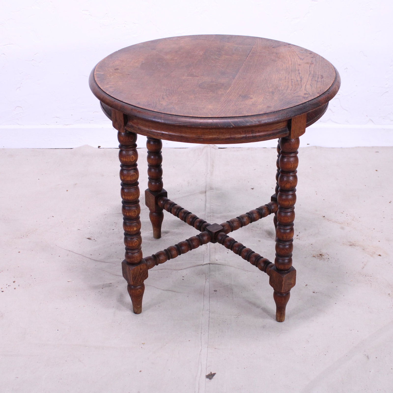 Circular Oak French Occasional Table with Bobbin Legs (1 of 4)