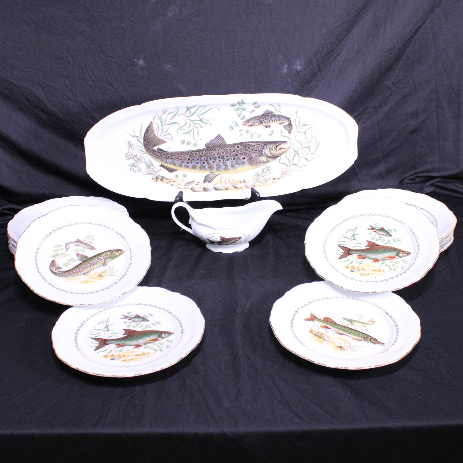 Set of Porcelain Fish Plates - Platter + 12 Plates (1 of 4)