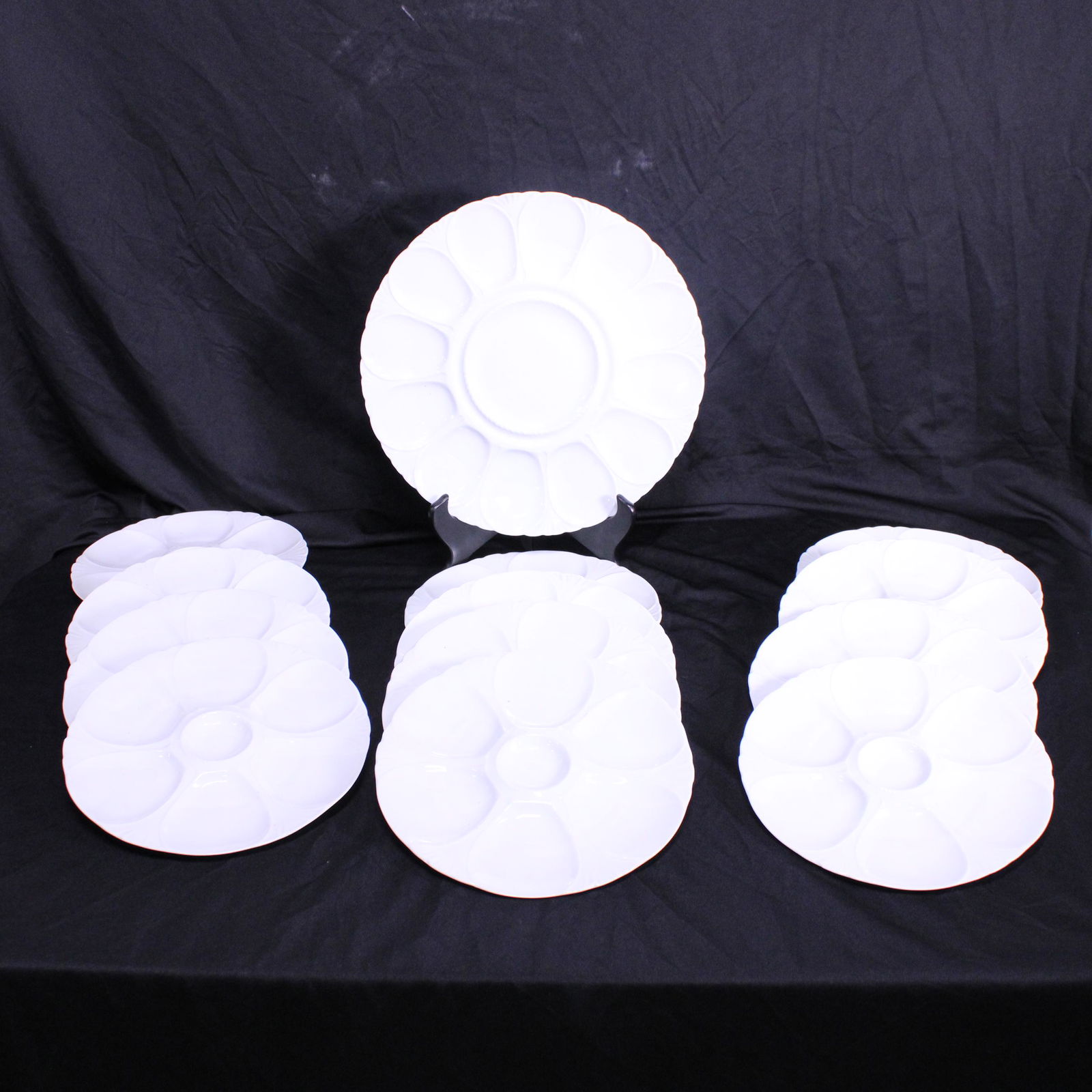 Set of White Porcelain Oyster Plates - Platter + 12 (1 of 4)