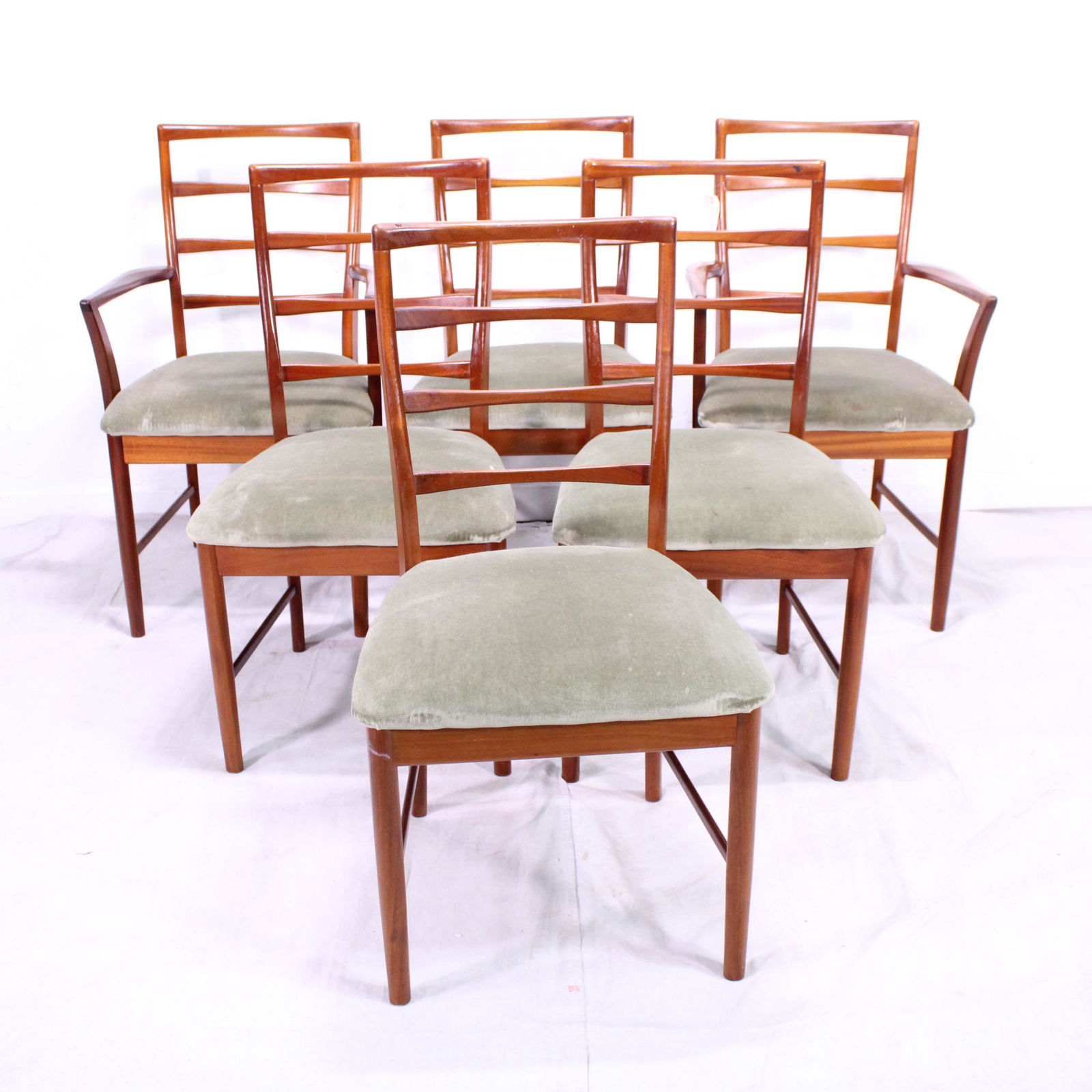 6 Mid Century Modern Dining Chairs By McIntosh (1 of 9)