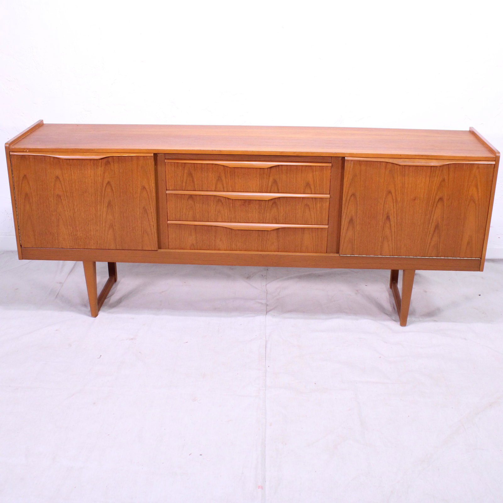 Mid Century Modern Teak Sideboard - Folded Handles: This Danish Modern Style Teak Credenza is British. 29 in tall x 72 x 16