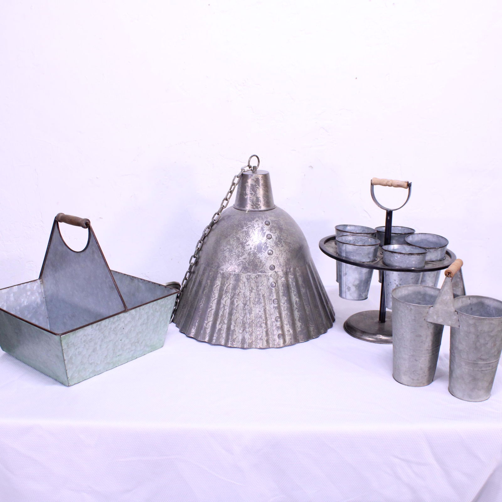 Collection 4 New Metal Items (1 of 4)