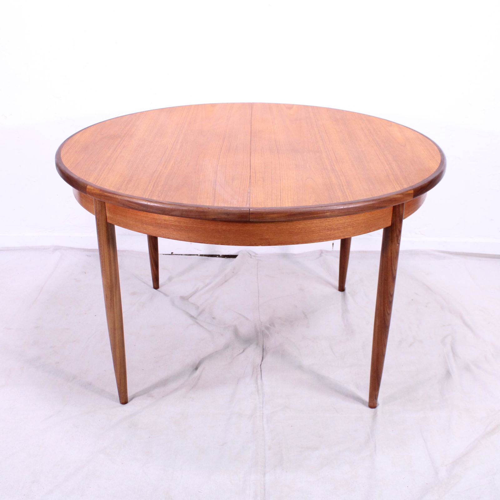 Round Mid Century Modern Teak Dining Table By G-plan (1 of 5)