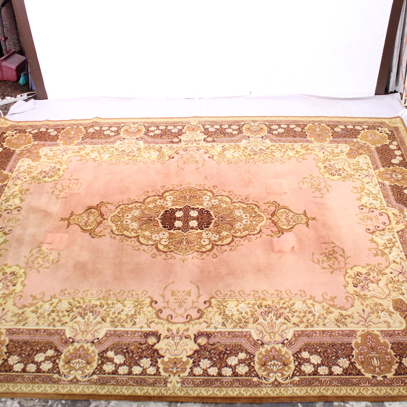 European Estate Rug - Brown / Gold (1 of 5)