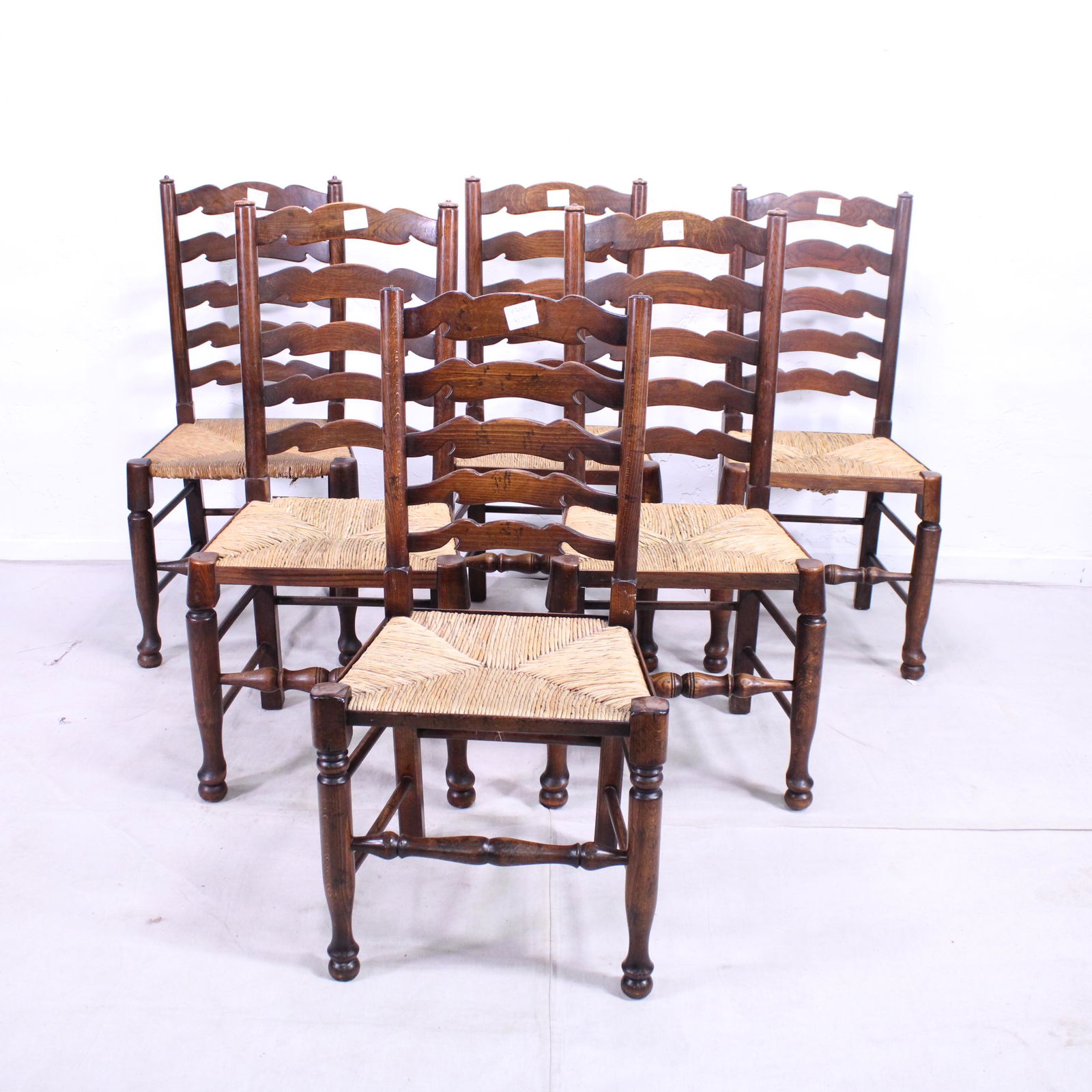 Set of 6 Oak Chairs With Rush Seats (1 of 4)