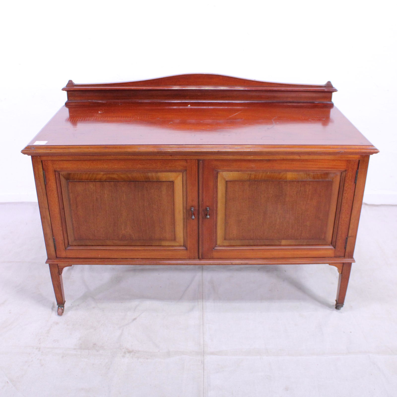 British Two Door Washstand (1 of 7)