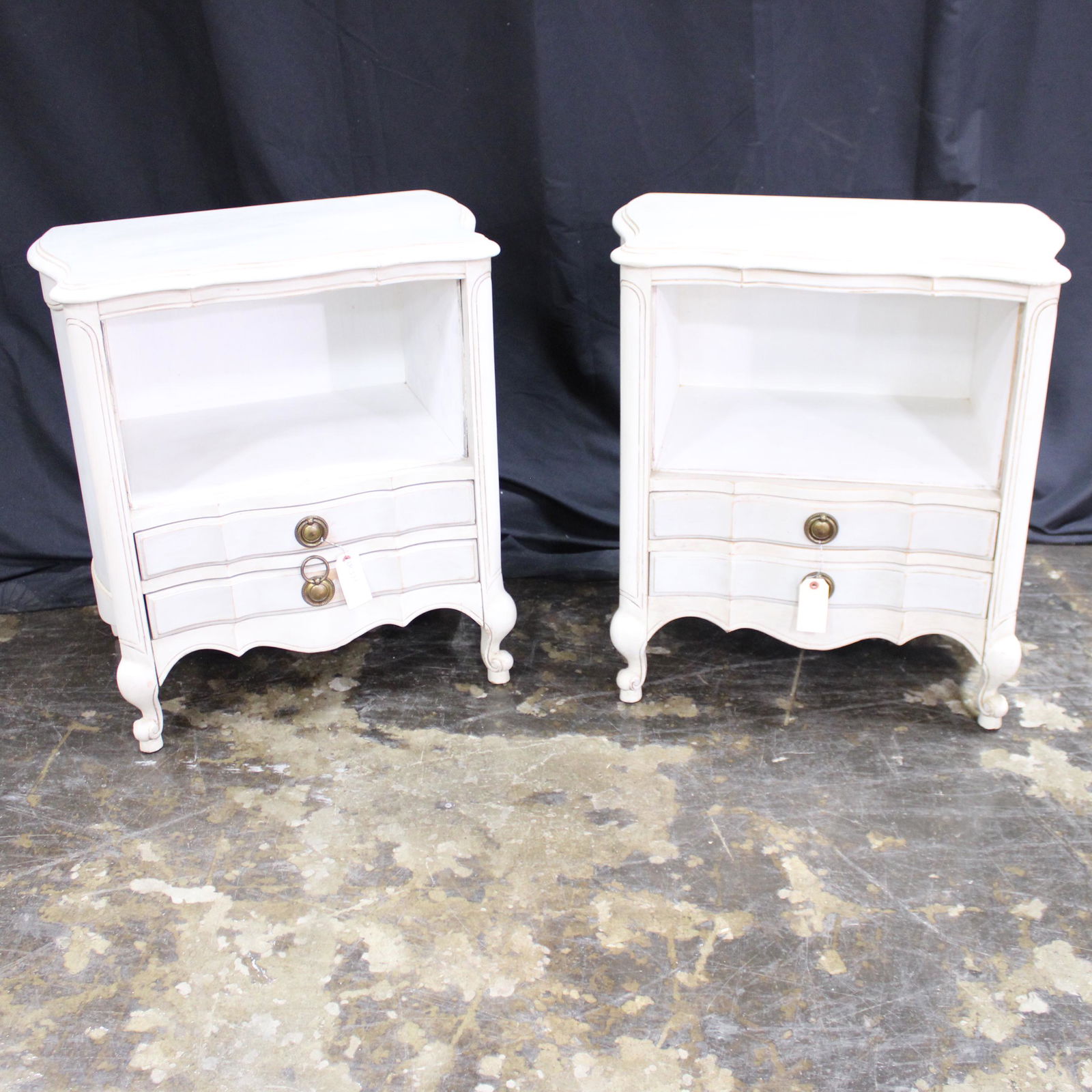 Pair of Painted Swedish  Style Night Stands (1 of 6)