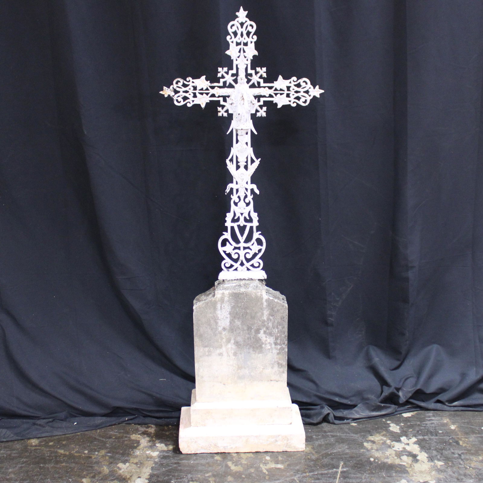 French Religious Metal Crucifix / Grave Marker (1 of 4)