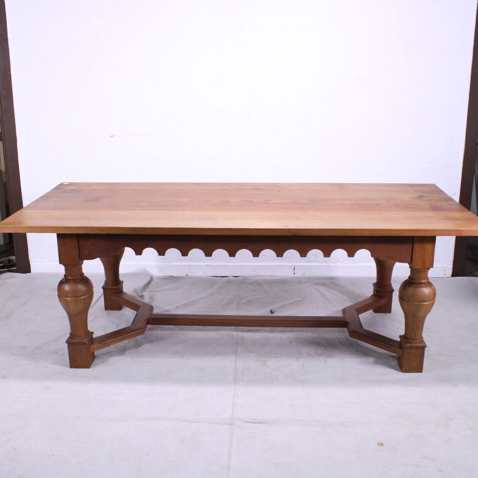 Oak Farm House Table (1 of 8)