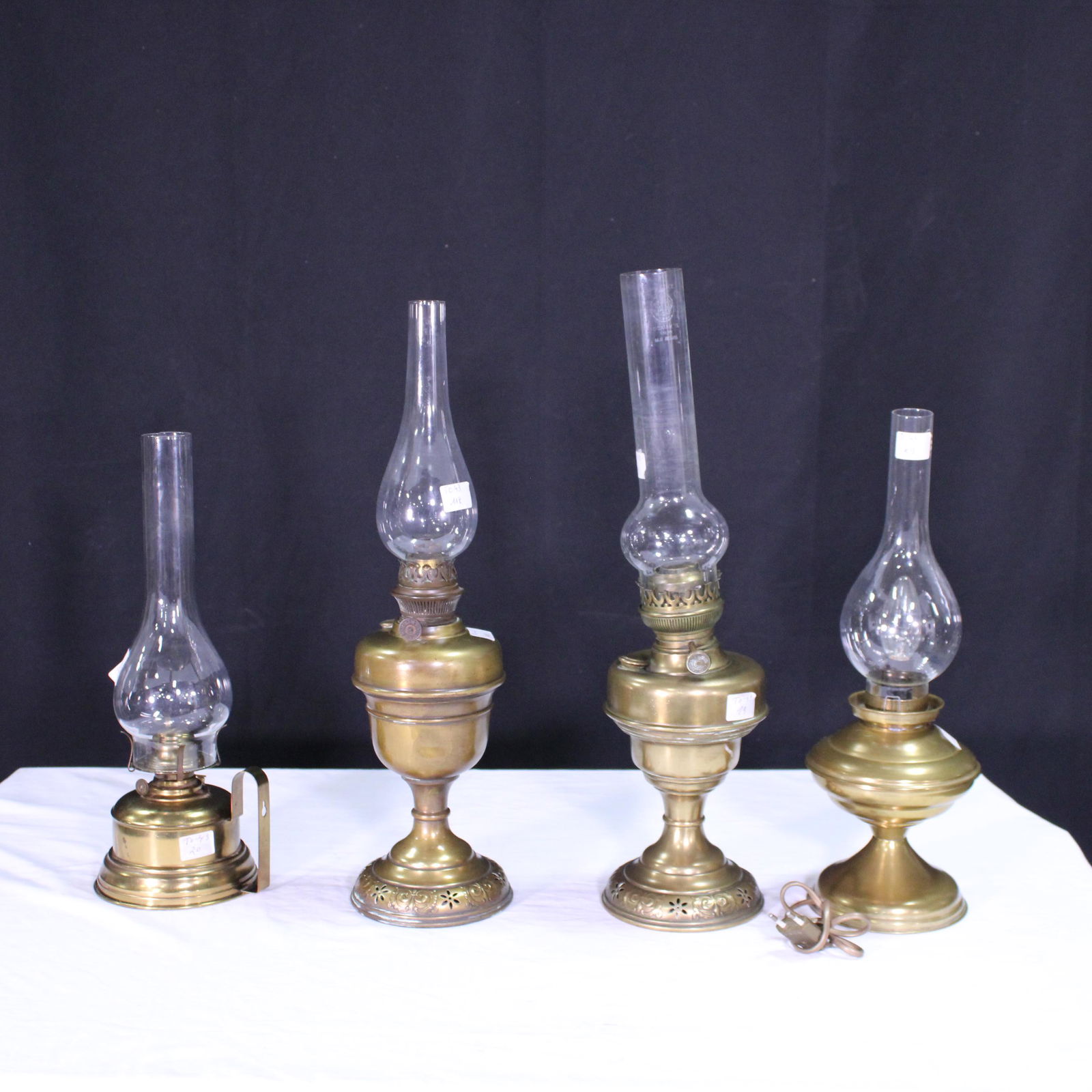 4 Brass Oil Lamps (1 of 3)