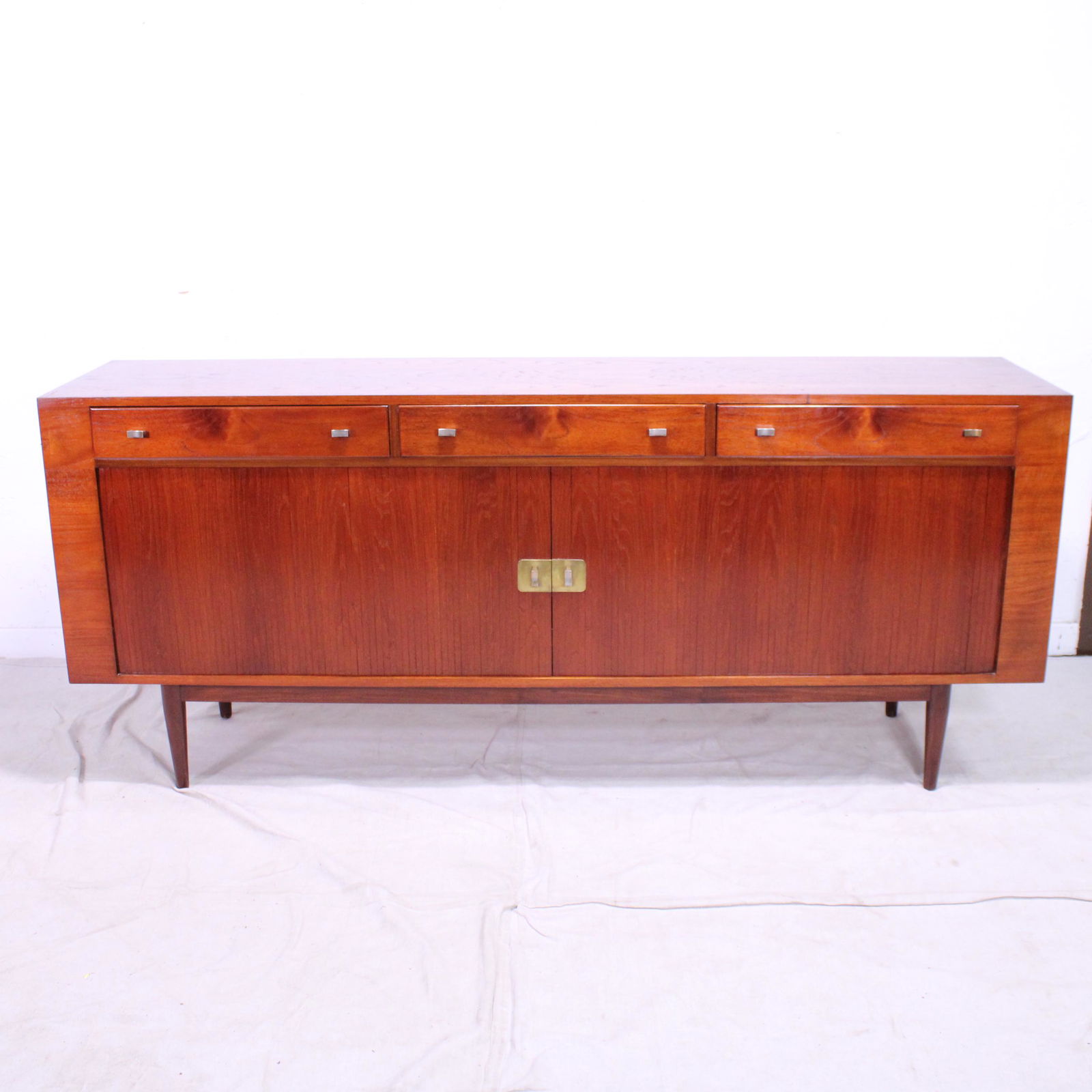 Bid in 21 Mid Century & European Antiques! Auction on Aug 31, 2020 by