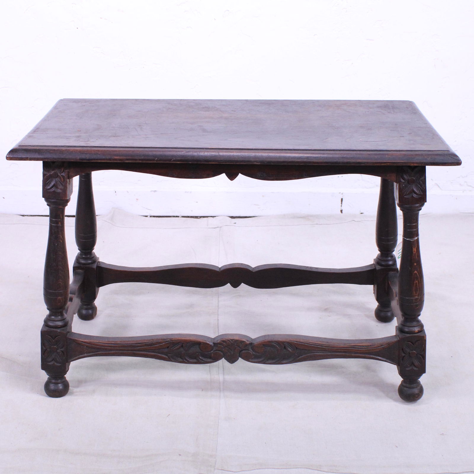 Carved British Coffee Table with Turned Legs (1 of 4)